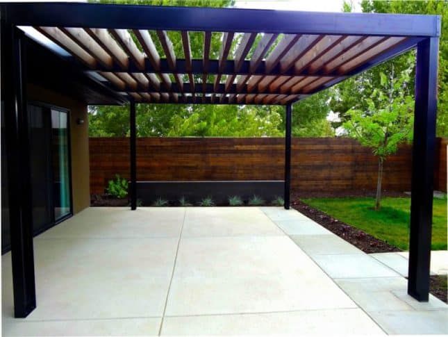 Before and after image of Aluminum Pergola Glass Repair in Dubai showing restored clarity and structure
