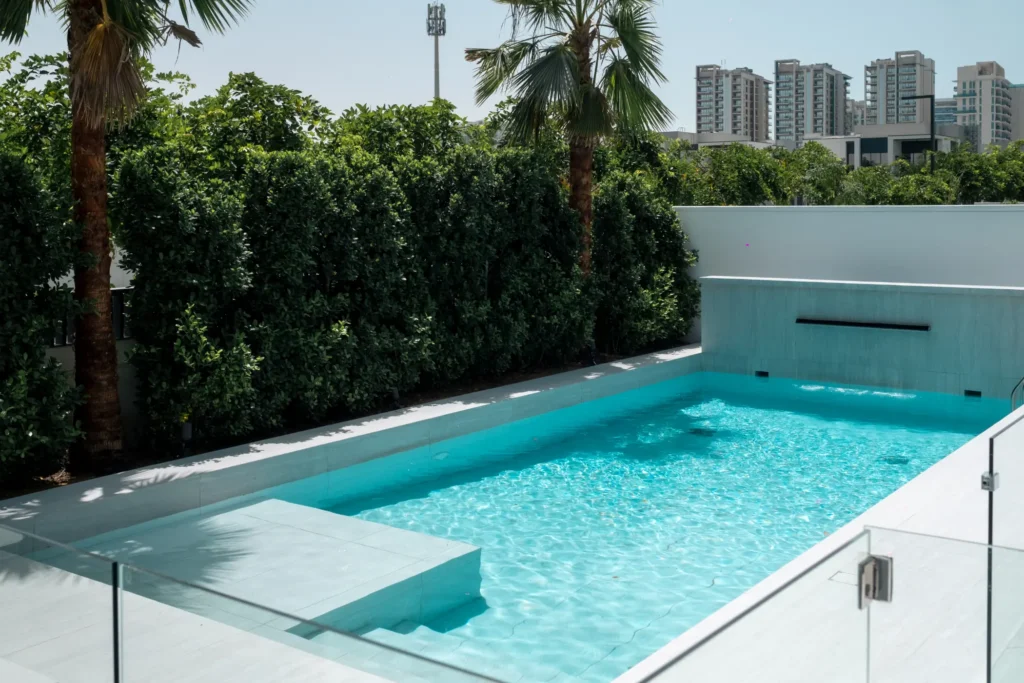 Glass Sided Swimming Pool in Dubai