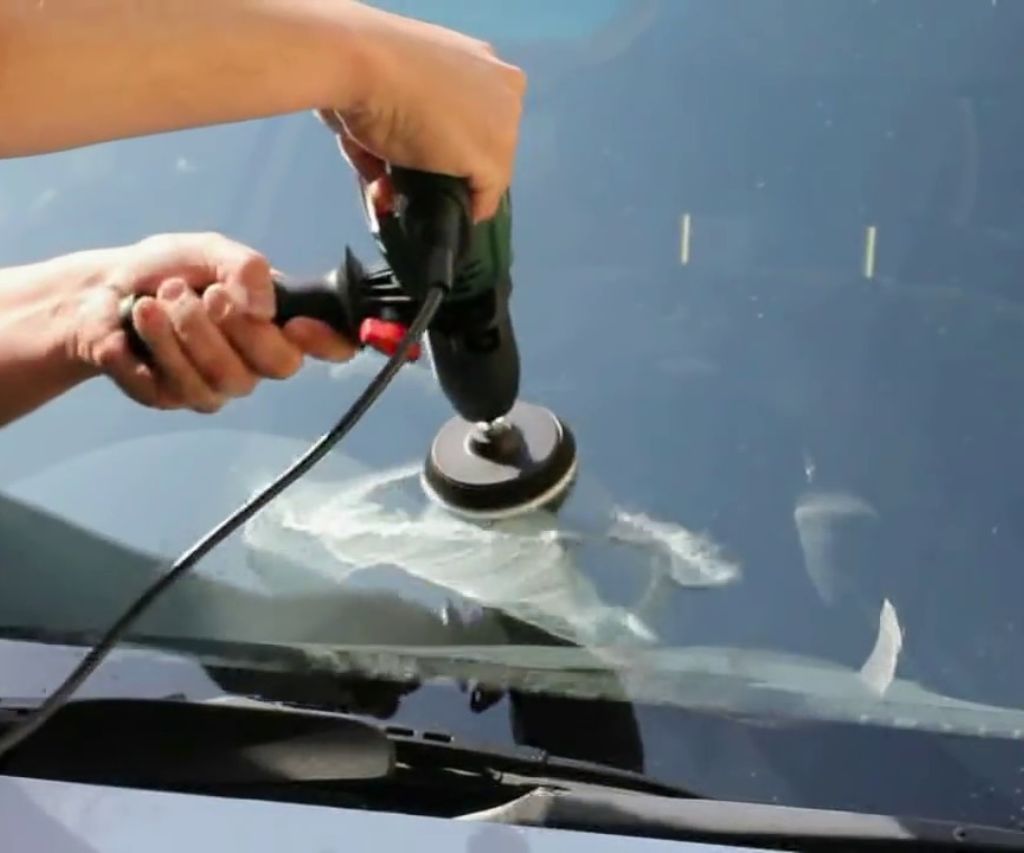 Window Crack Repair in Dubai