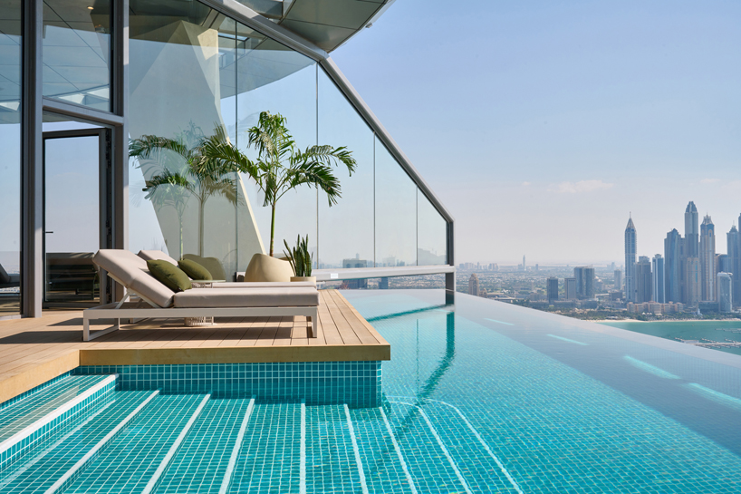 Glass Sided Swimming Pool in Dubai