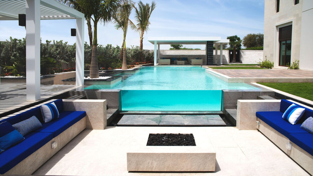 Glass Sided Swimming Pool in Dubai