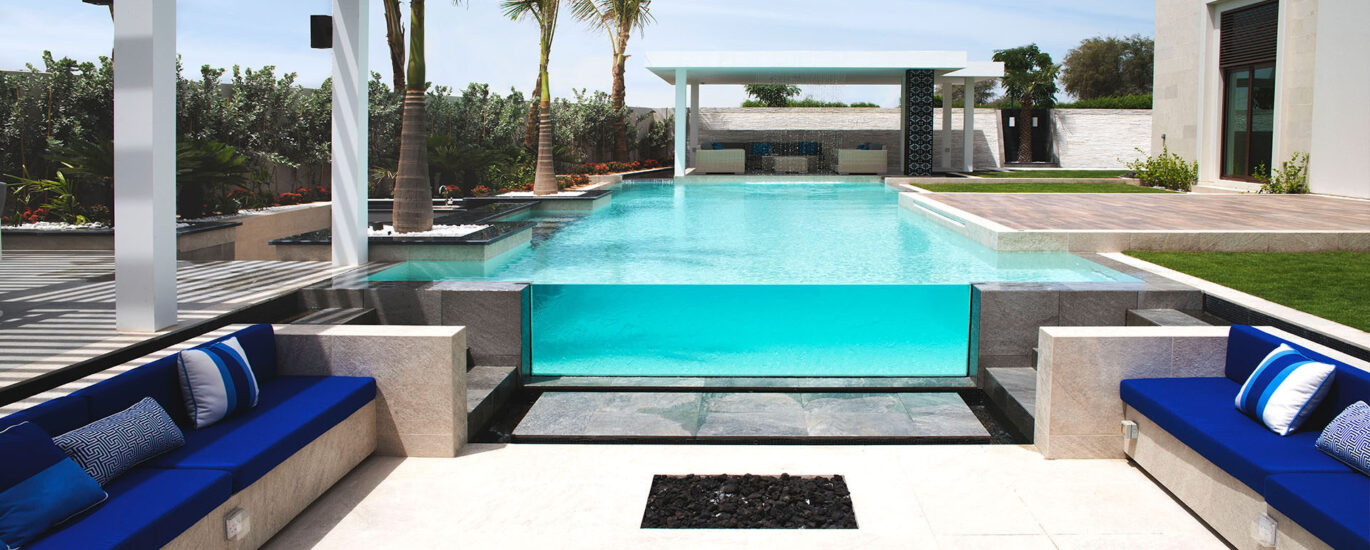 Glass Sided Swimming Pool in Dubai