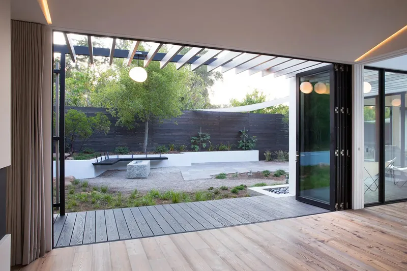 Elegant Aluminium Doors and Windows in Dubai